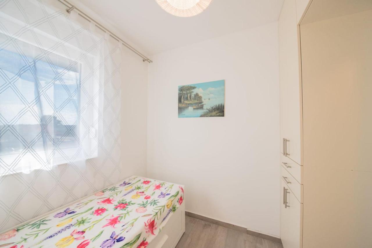Apartman Pau นิน ภายนอก รูปภาพ